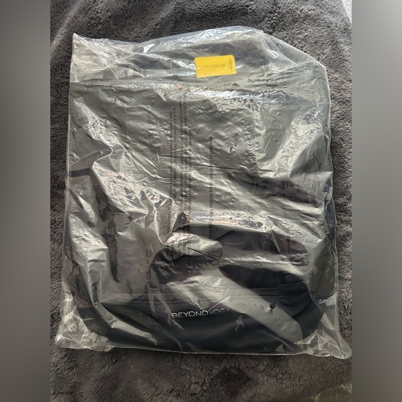 Beyondyoga Convertible Gym Bag - Picture 2 of 10